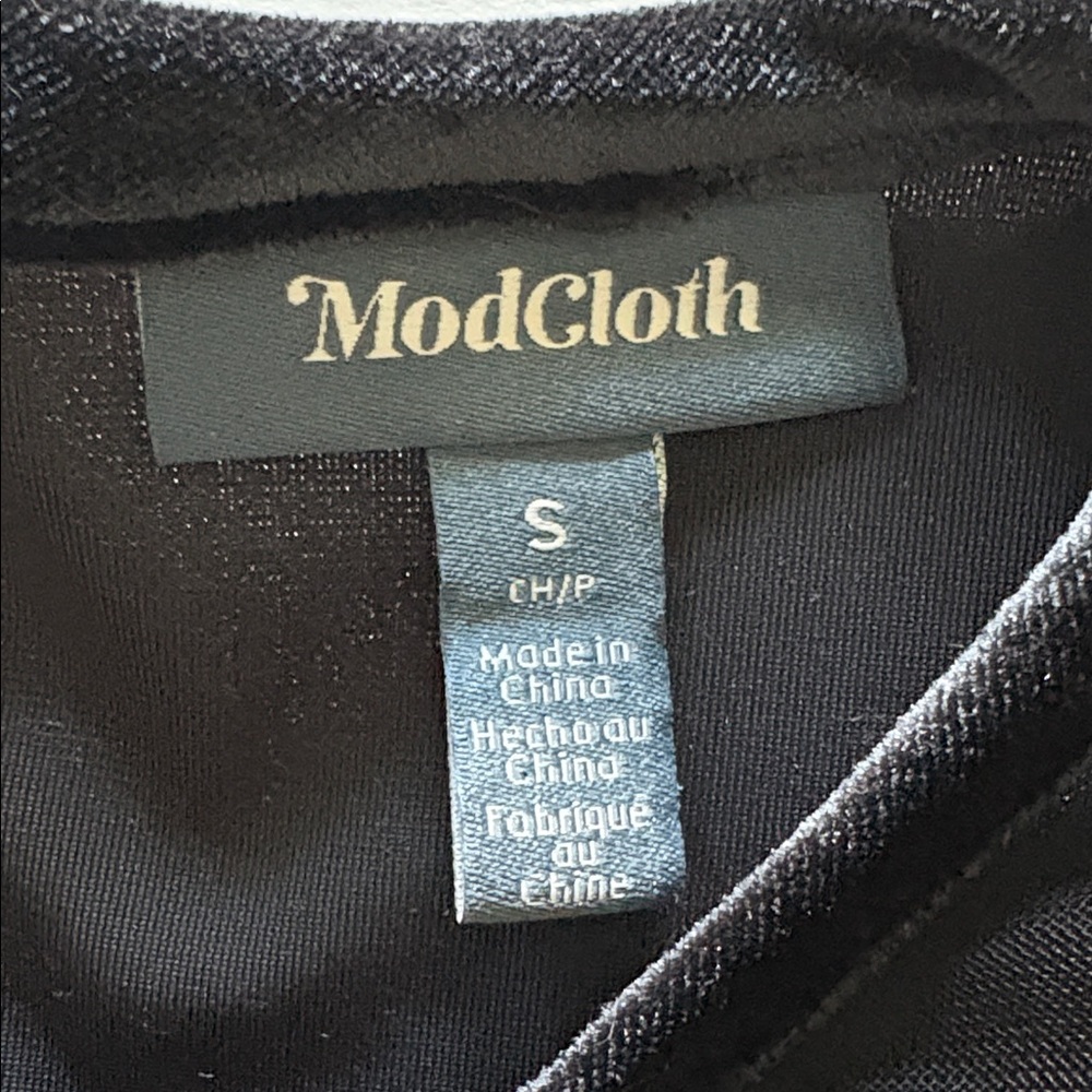 ModCloth Black Velvet Beyond the Shade of Night Dress Size Small - Picture 6 of 8
